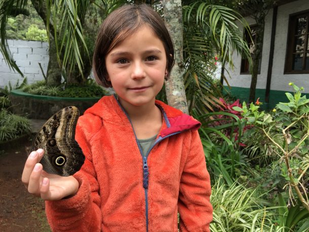 Cambiar el mundo viajando y hacer bien.